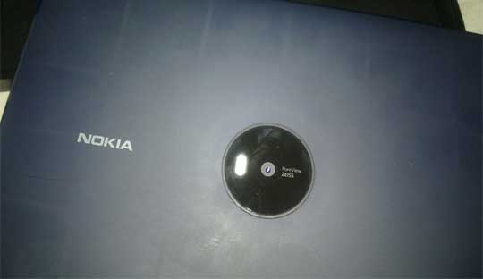 Nokia-Lumia-2020