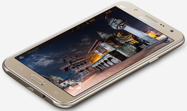 Смартфон Samsung Galaxy J7