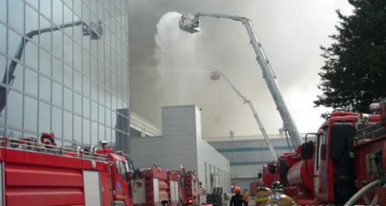 Пожар на заводе не повлияет на производство Samsung Galaxy S5