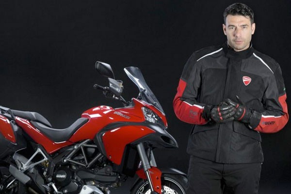 Ducati встроила подушку безопасности в мотоциклетную куртку