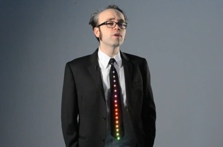 Представлен дизайнерский галстук со светодиодами