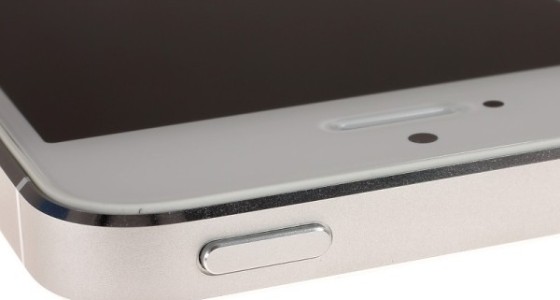 Apple готова бесплатно заменить кнопку выключения на iPhone 5