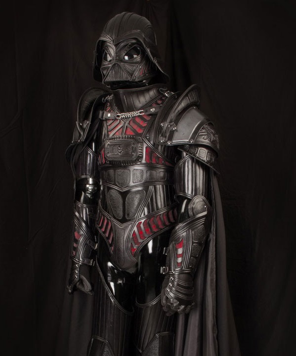 The-Medieval-Darth-Vader-Armor