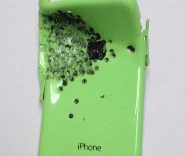 iPhone 5c спас жизнь человеку