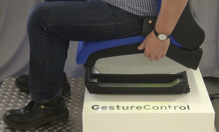 gesture-control-vehicle-seat