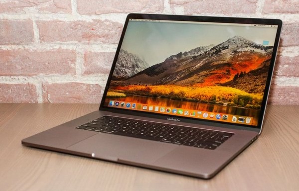 C американца взяли $10000 за ремонт исправного Apple MacBook
