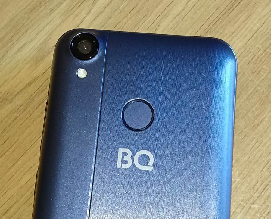 BQ Intense – смартфон с бесконечным аккумулятором
